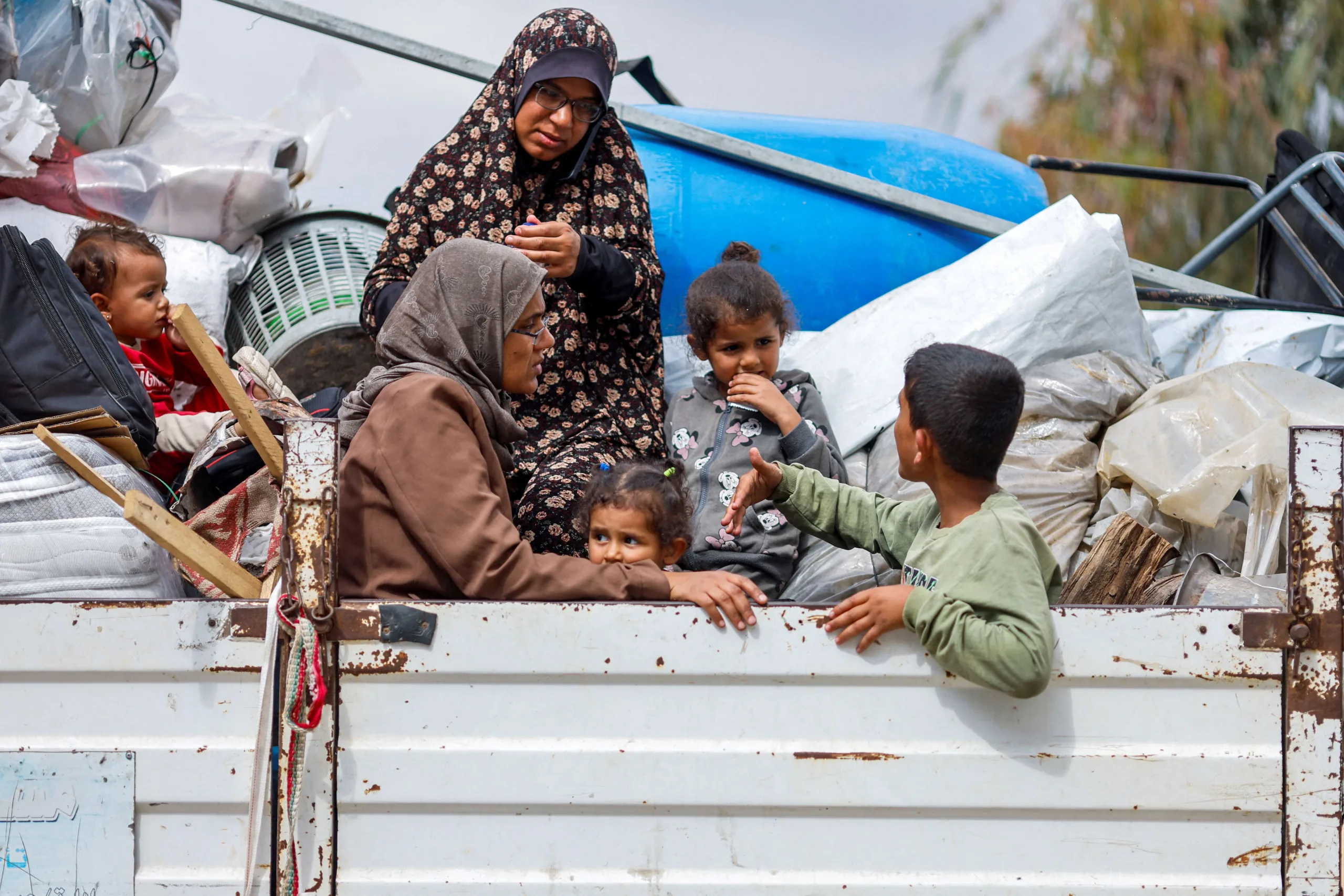 Cerca de 1 milhão de palestinos já fugiram de Rafah, diz agência da ONU