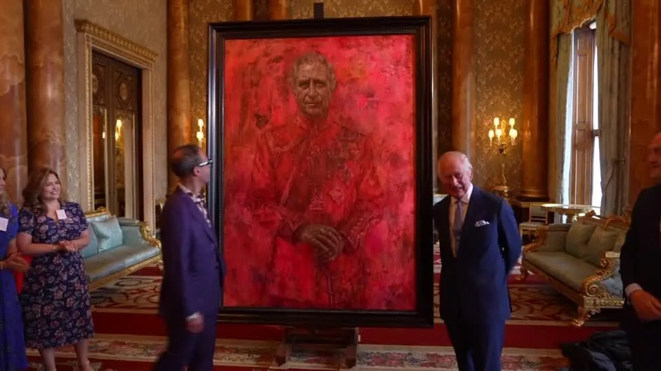 Rei Charles III recebe primeiro retrato oficial desde coroação