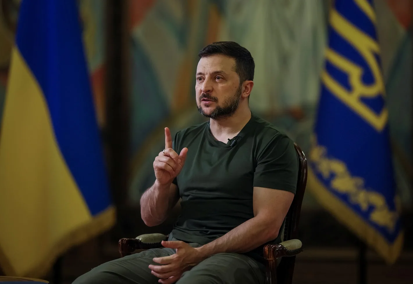 Ocidente demora demais para enviar auxílio militar à Ucrânia, diz Zelensky