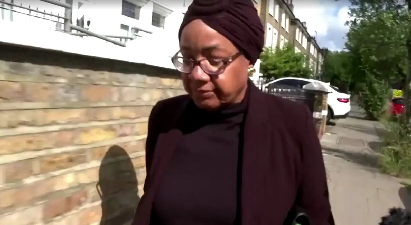 Primeira parlamentar negra do Reino Unido diz que foi “impedida” de concorrer