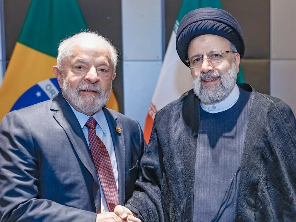 Lula lamenta morte de presidente do Irã em acidente de helicóptero
