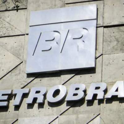 Ações da Petrobras caem mais de 8% após demissão de Prates