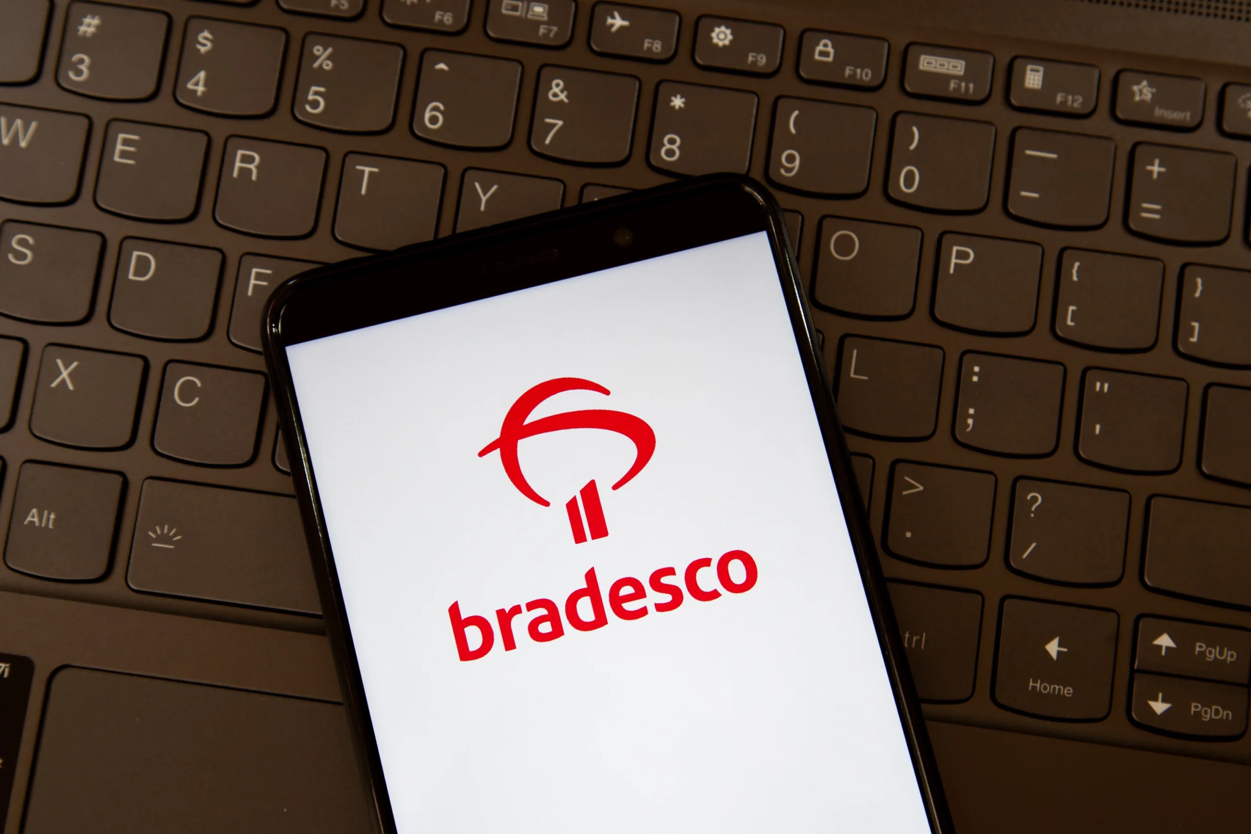 Bradesco (BBDC4) informa que Pix já foi regularizado no aplicativo