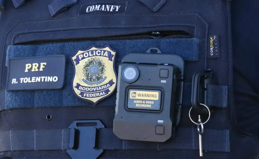 Governo divulga regras para uso de câmera corporal por policial; veja como funcionará
