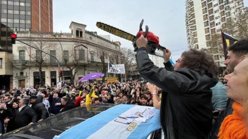 Corte de gastos de Milei atrasa obras e deixa Argentina sem gás