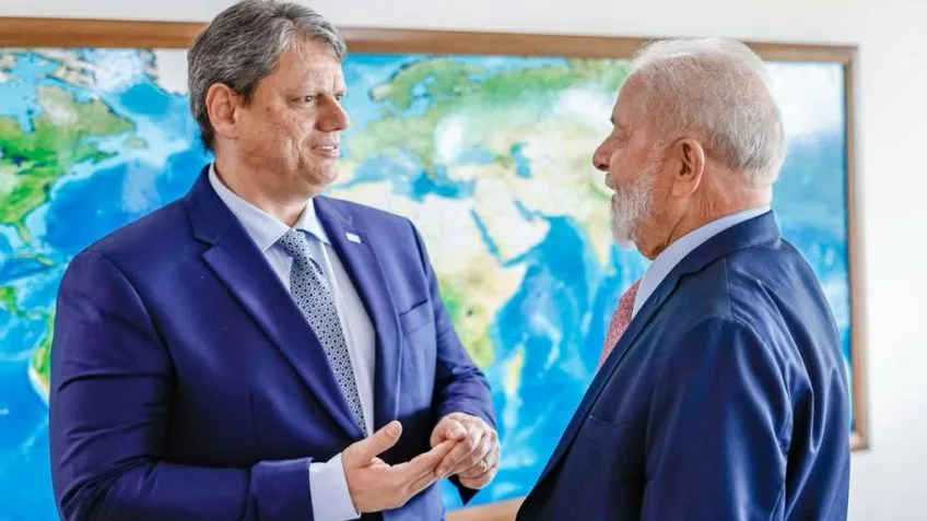 Lula perde apoio em SP, mas aprovação de Tarcísio cresce