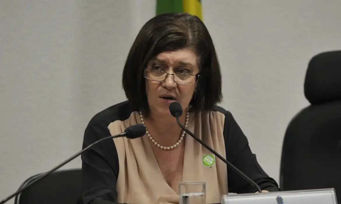 Comitê da Petrobras valida indicação da engenheira Magda Chambriard para presidência