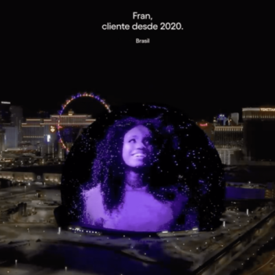 Nubank comemora 100 mi de clientes com anúncio em Las Vegas; assista