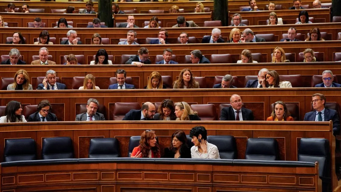 Parlamento da Espanha aprova lei polêmica de anistia para separatistas catalães