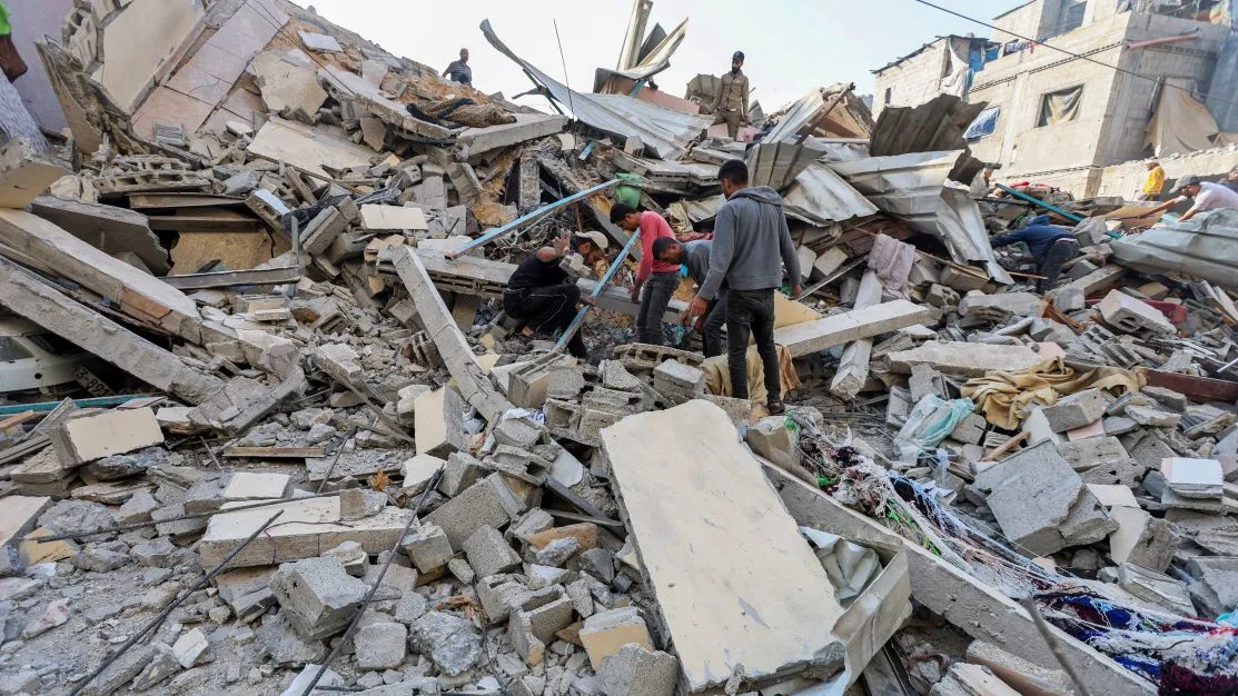 Ataque israelense a campo de refugiados de Gaza deixa 35 mortos, incluindo crianças