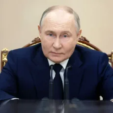Putin diz que avanço das forças russas na Ucrânia ocorre conforme planejado