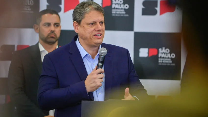 Tarcísio assina concessão do trem que ligará São Paulo a Campinas