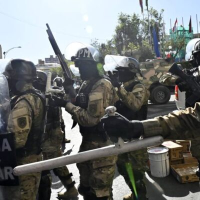 Militares tentam dar golpe de Estado na Bolívia, diz governo do país