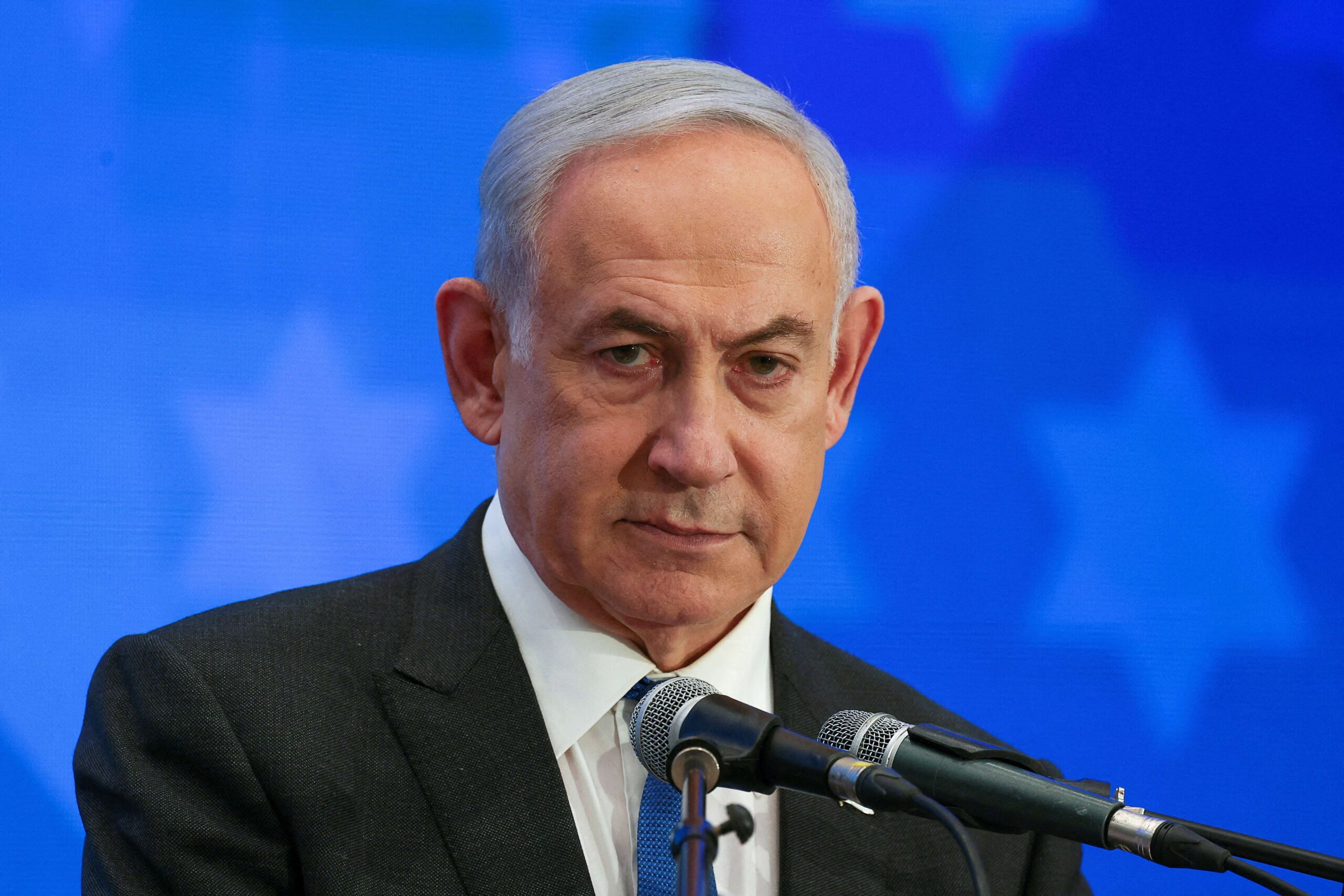 Partido de Netanyahu se aproxima de opositor, de Gantz, no parlamento de Israel