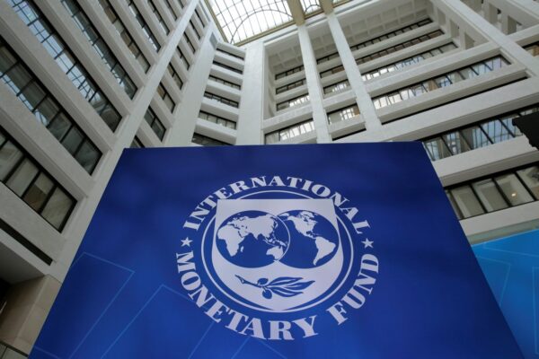 FMI conclui revisão de acordo com a Argentina e permite saque de US$ 800 milhões
