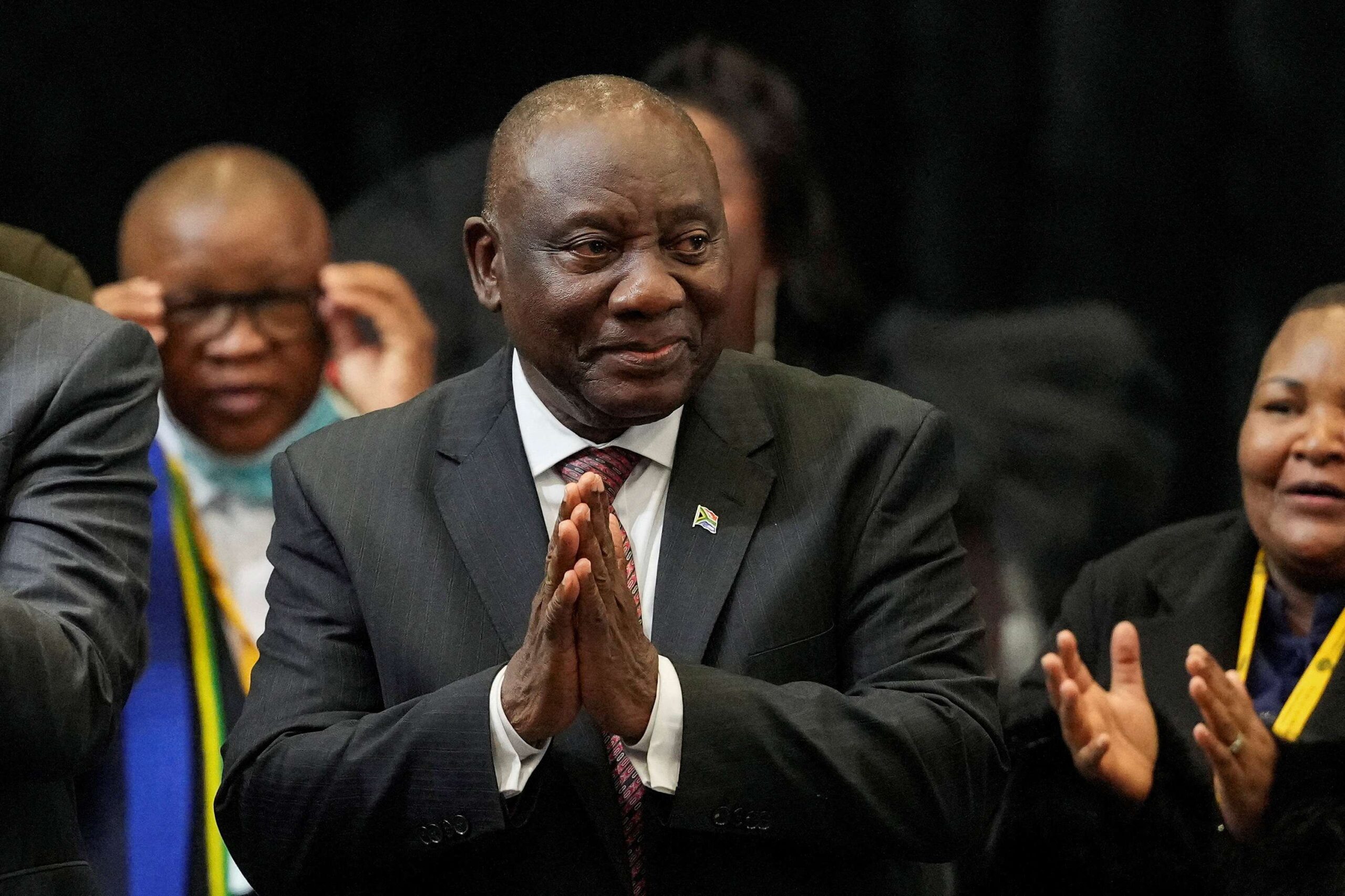 Coligação do novo governo da África do Sul já representa 2/3 do parlamento