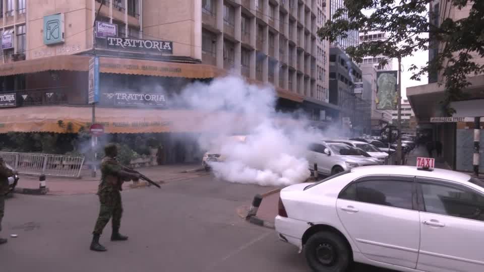 Governo do Quênia altera aumentos de impostos em meio a protestos da população