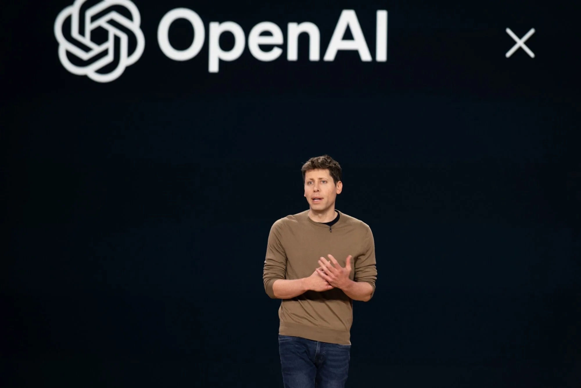 Funcionários da OpenAI querem proteções para falar sobre “riscos sérios” da IA