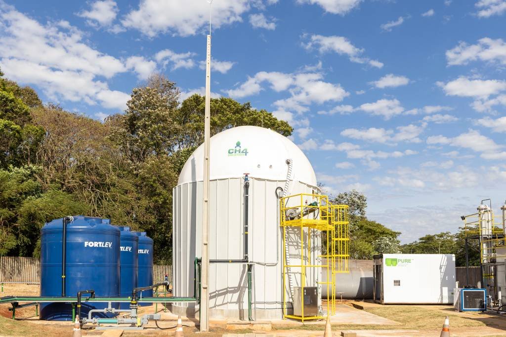 Itaipu inaugura unidade de produção de petróleo sintético com energia limpa