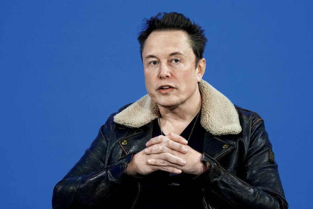 Musk recebe sinal verde de acionistas da Tesla para remuneração bilionária