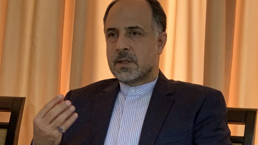 Mídia fará “ataques” a resultado da eleição no Irã, diz embaixador