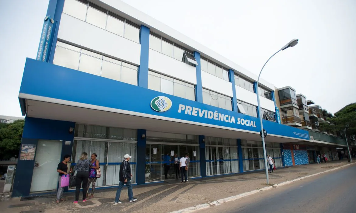 PF faz operação contra fraudes no INSS que causaram desvio de R$ 6 milhões