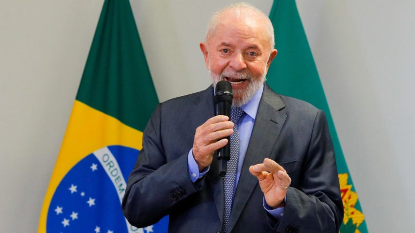 Lula sugere criar “estatuto de bom comportamento” para homens