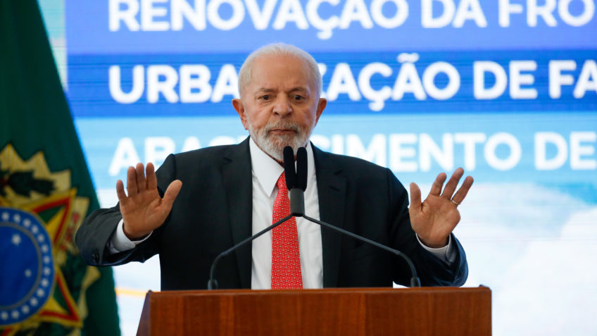 Lula diz estar “tranquilo” com resultado das pesquisas de aprovação