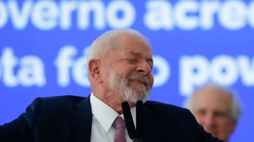 “Mais uma prova de que estamos no rumo certo”, diz Lula sobre o PIB