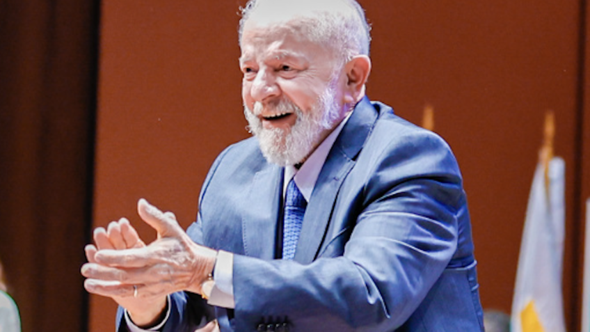 Lava Jato foi “praga” que queria acabar com a Petrobras, diz Lula