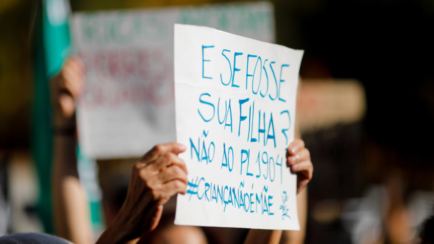 66% dos brasileiros são contra “PL antiaborto”, diz Datafolha