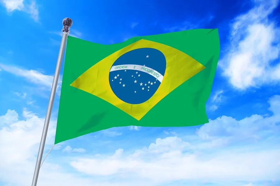 Dow Jones futuro cai; PIB do Brasil, medidas para compensar desoneração e mais