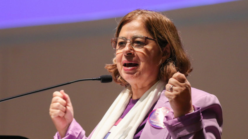 Projeto “antiaborto” é inconstitucional, diz ministra das Mulheres