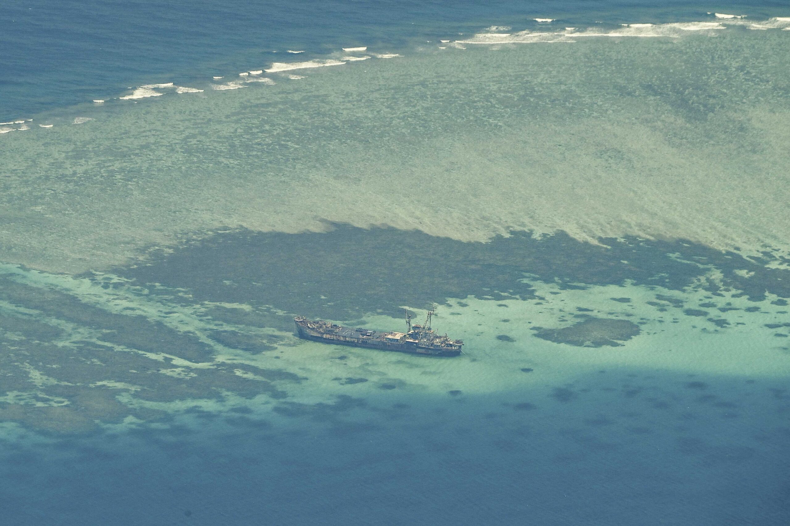 EUA chamam China de “agressiva” após colisão com navio filipino