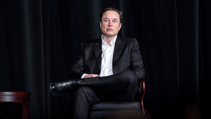 Elon Musk desiste de processo contra a OpenAI