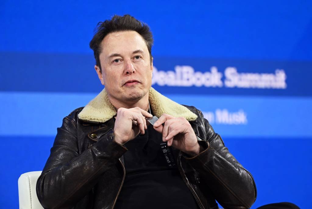 Novidade no antigo Twitter: Elon Musk oculta curtidas no X