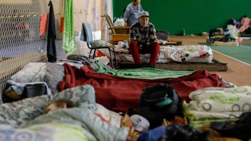 Mais de 2.000 pessoas deixam abrigos no RS; mortes seguem em 172