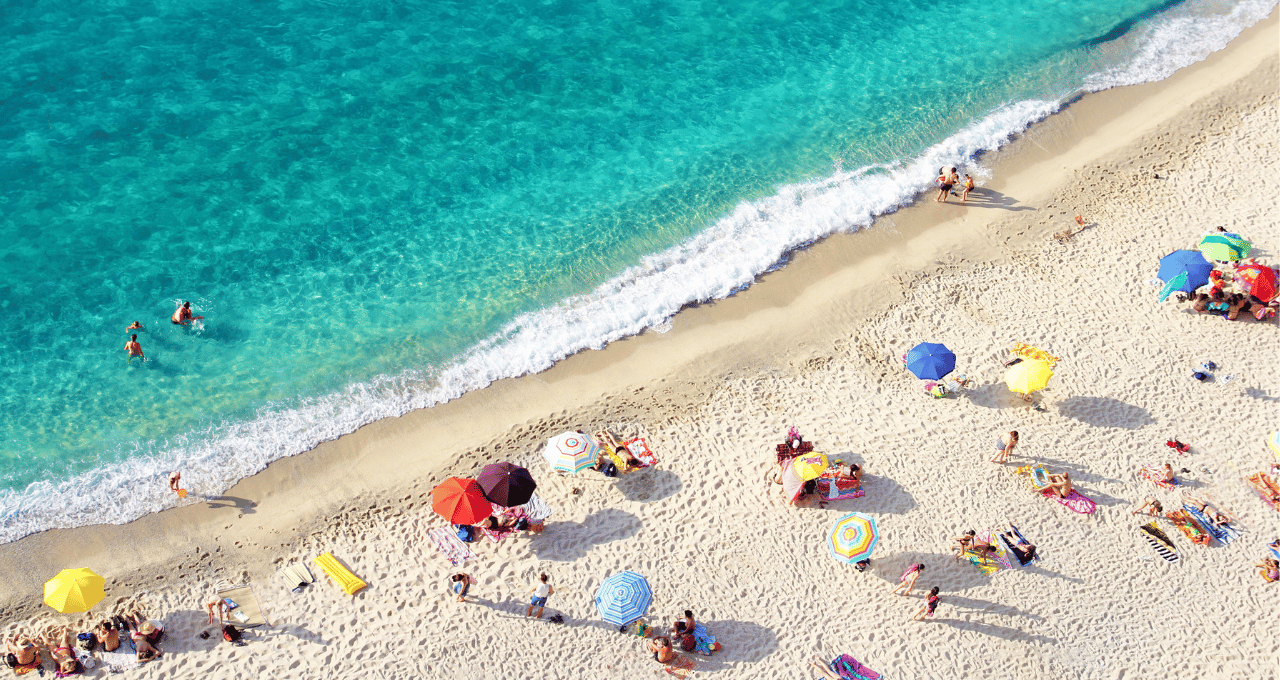 Saudades do verão? Confira 5 franquias de praia para faturar até R$ 100 mil por mês