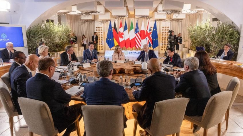 Líderes do G7 discordam sobre menção ao aborto em documento final