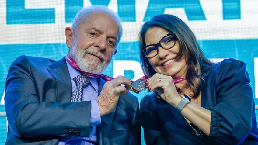 Lula e Janja ganham medalha honorária das Olimpíadas de Matemática