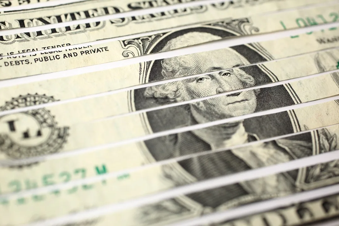Dólar encosta em R$ 5,30: o que explica a nova disparada da moeda americana?