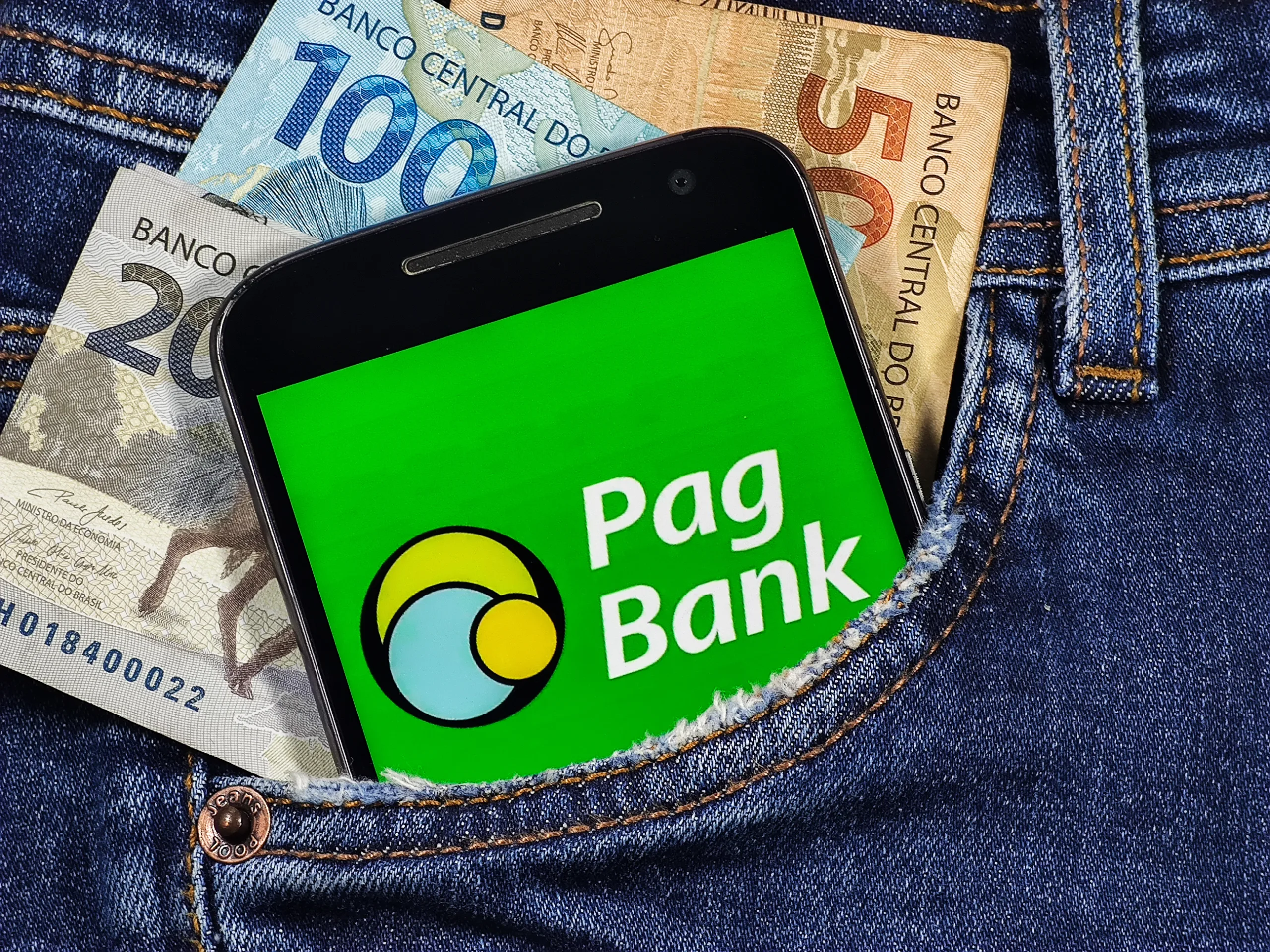 PagBank recomenda 5 ações para investir em junho; confira quais são
