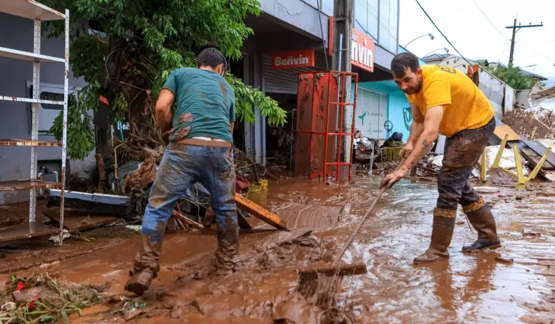 Varejo do RS perde diariamente R$ 3,4 bilhões com os estragos das enchentes 