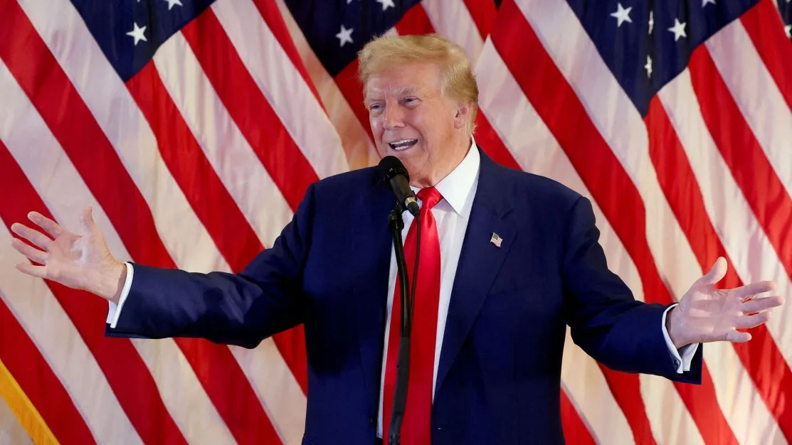 Donald Trump volta a fazer campanha pela primeira vez desde sua condenação