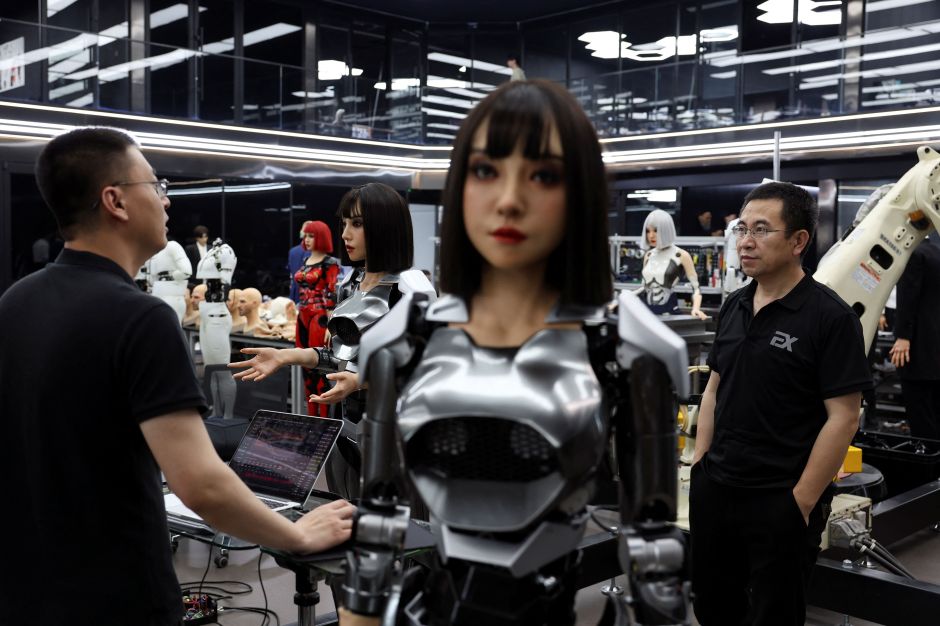 Empresa de robôs da China desenvolve humanoides capazes de expressar emoções