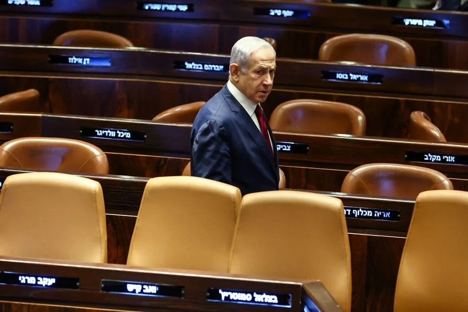 Análise: Netanyahu está entre manter governo ou assinar acordo de cessar-fogo