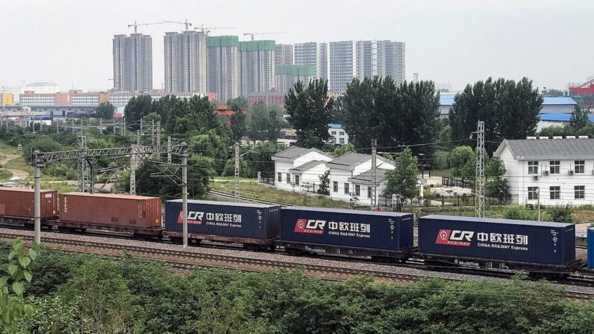 Trens de carga China-Europa registram volume recorde em maio