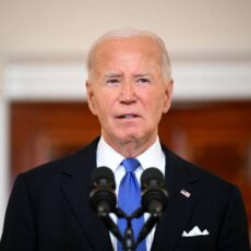 ‘Não vou a lugar nenhum’, afirma Biden a respeito da sua candidatura à presidêcia dos EUA