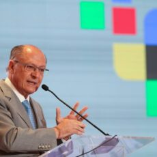 Alckmin diz que mercado é ‘estressado’ e vê tendência de queda no dólar