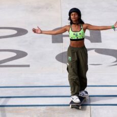 Rayssa Leal faz duas das três maiores notas da história do skate street